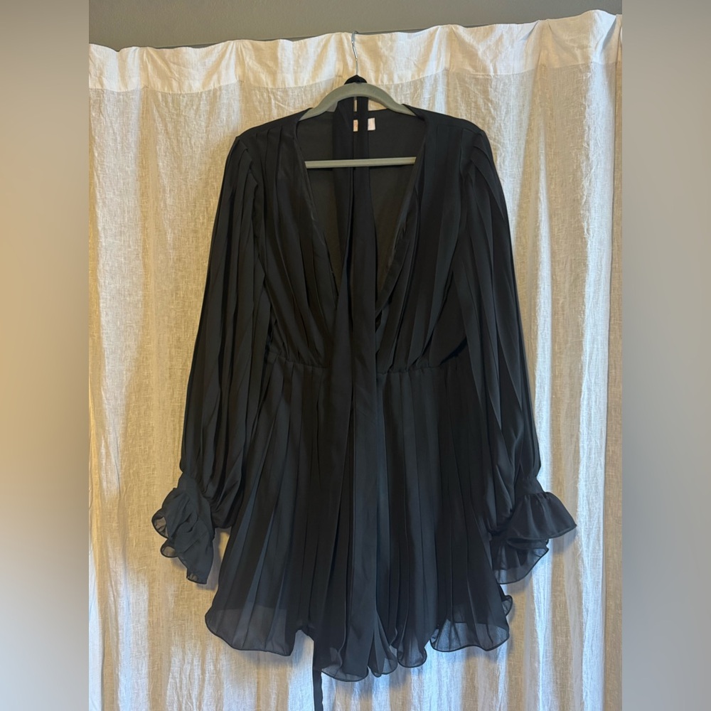 Elegant Black Long Sleeve Romper